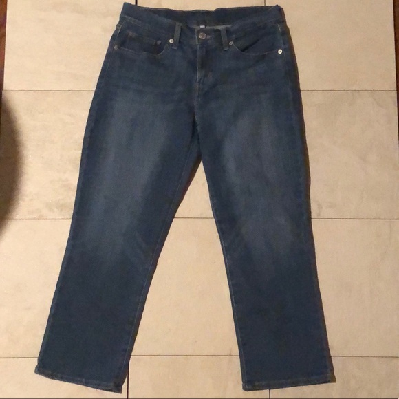 Levi’s capris - Picture 2 of 4